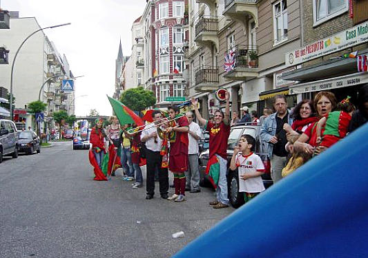 Fußball Fans Portugiesenviertel
